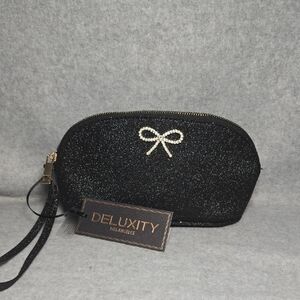 Deluxity Black Glitter Wrislet/Makeup Bag NWT